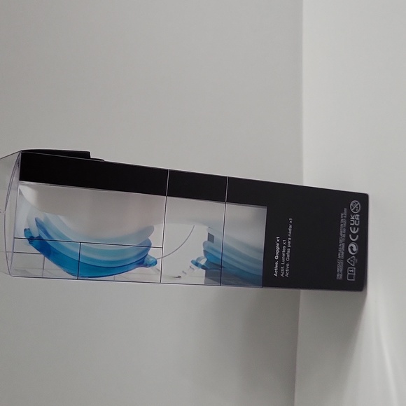 2 For $22 Nike Swim Goggles - Vibrant Blue - Picture 2 of 4